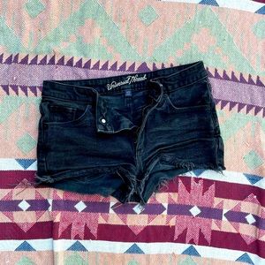 Universal Thread Shorts 4/27R